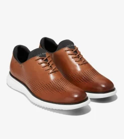 Men's 2.ZERØGRAND Laser Wingtip Oxfords*Cole Haan Sale