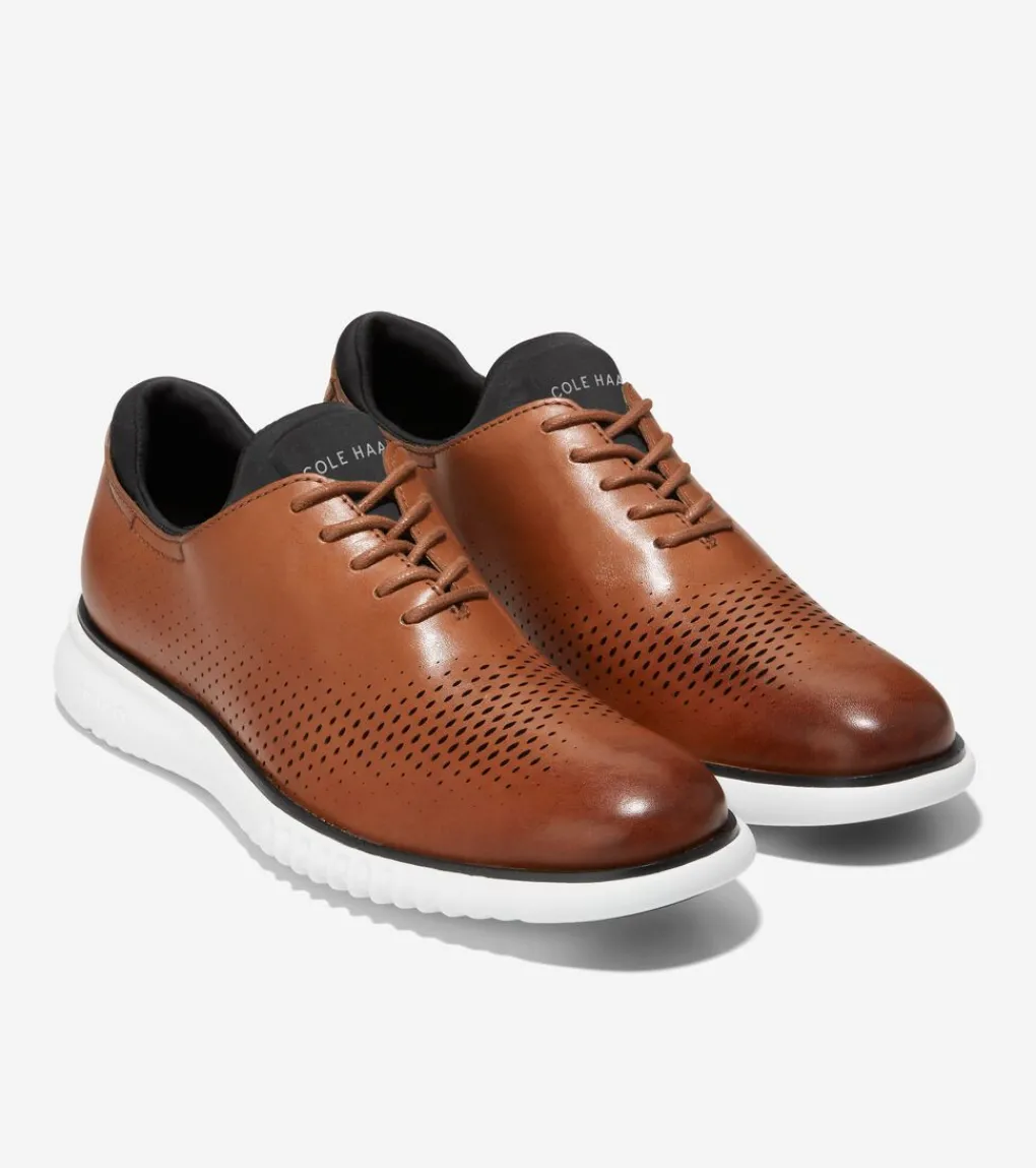 Men's 2.ZERØGRAND Laser Wingtip Oxfords*Cole Haan Sale